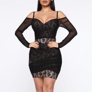 Nwt Beautiful black lace fashion nova sexy dress